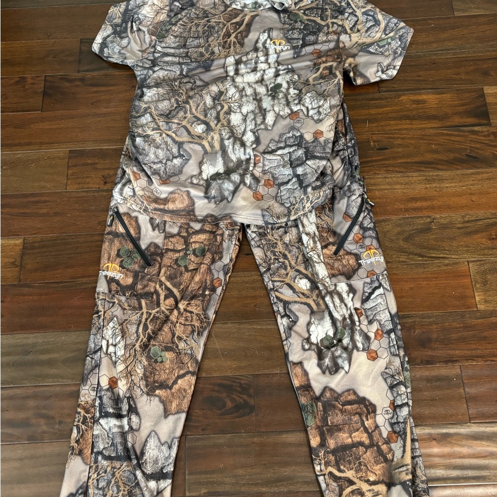 Treezyn Camo Print Outdoor Set